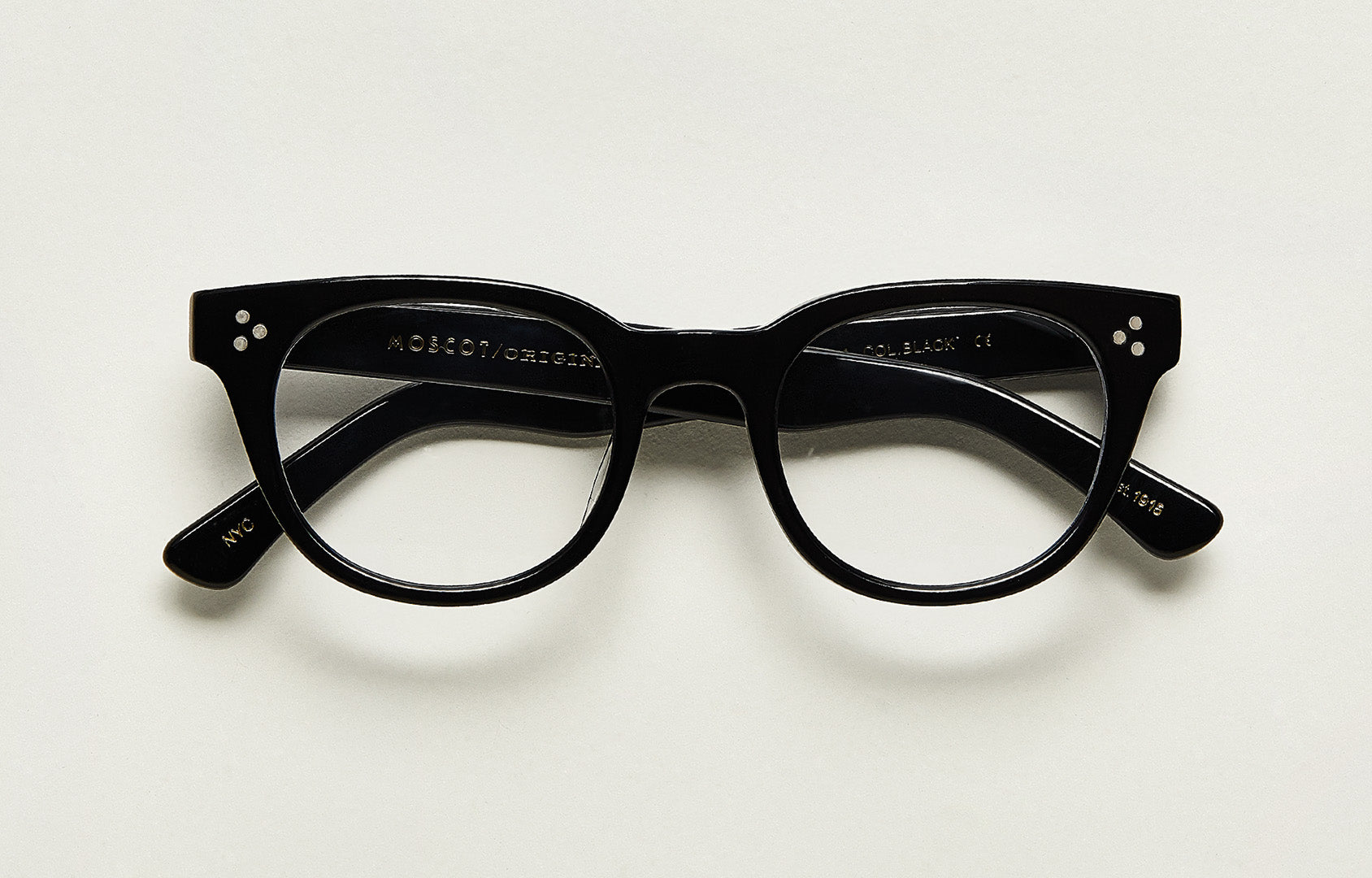 Rachel Maddow wears The VILDA Glasses on the cover of Rolling Stone