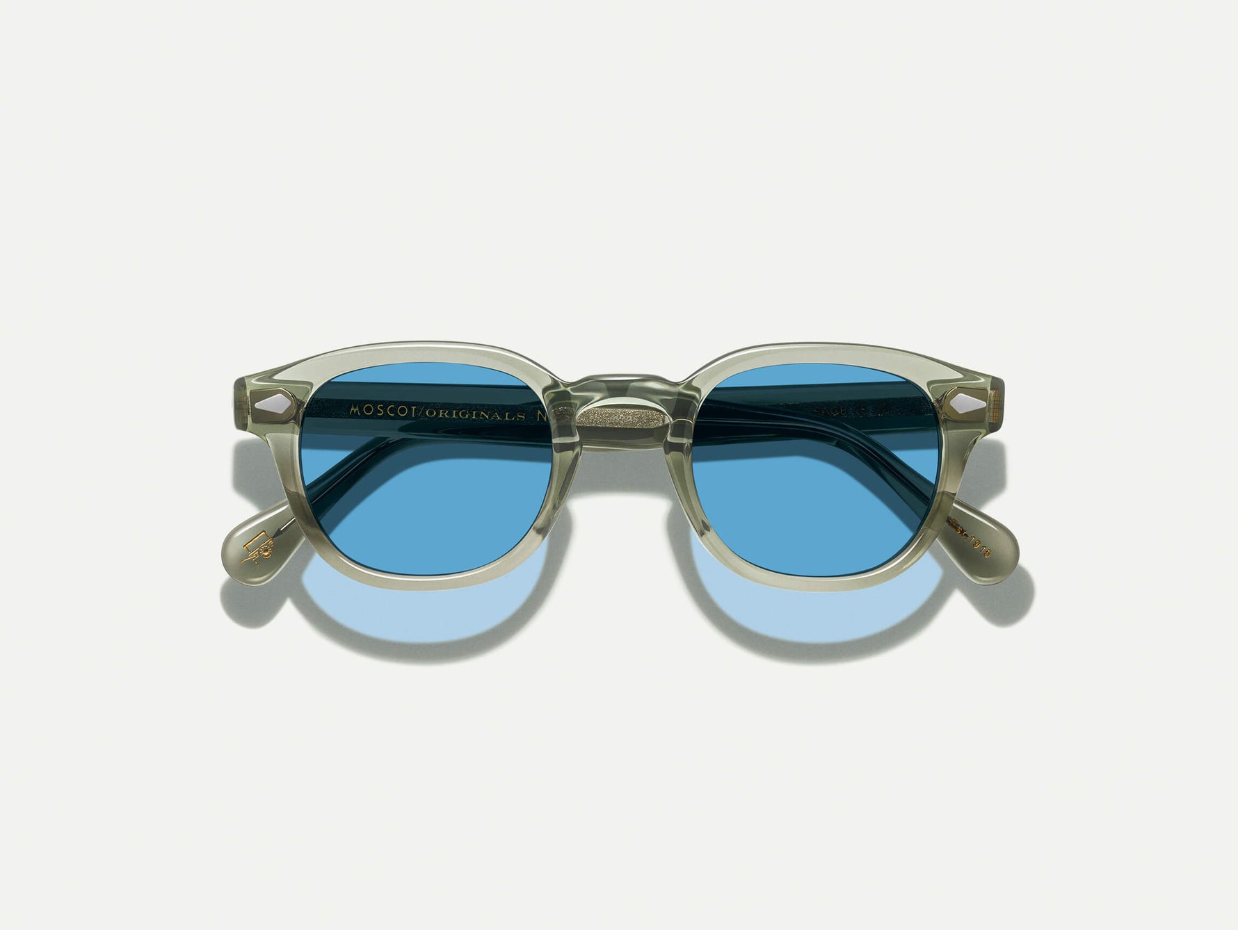 El LEMTOSH Sage con Custom Made Tints™ Celebrity Blue